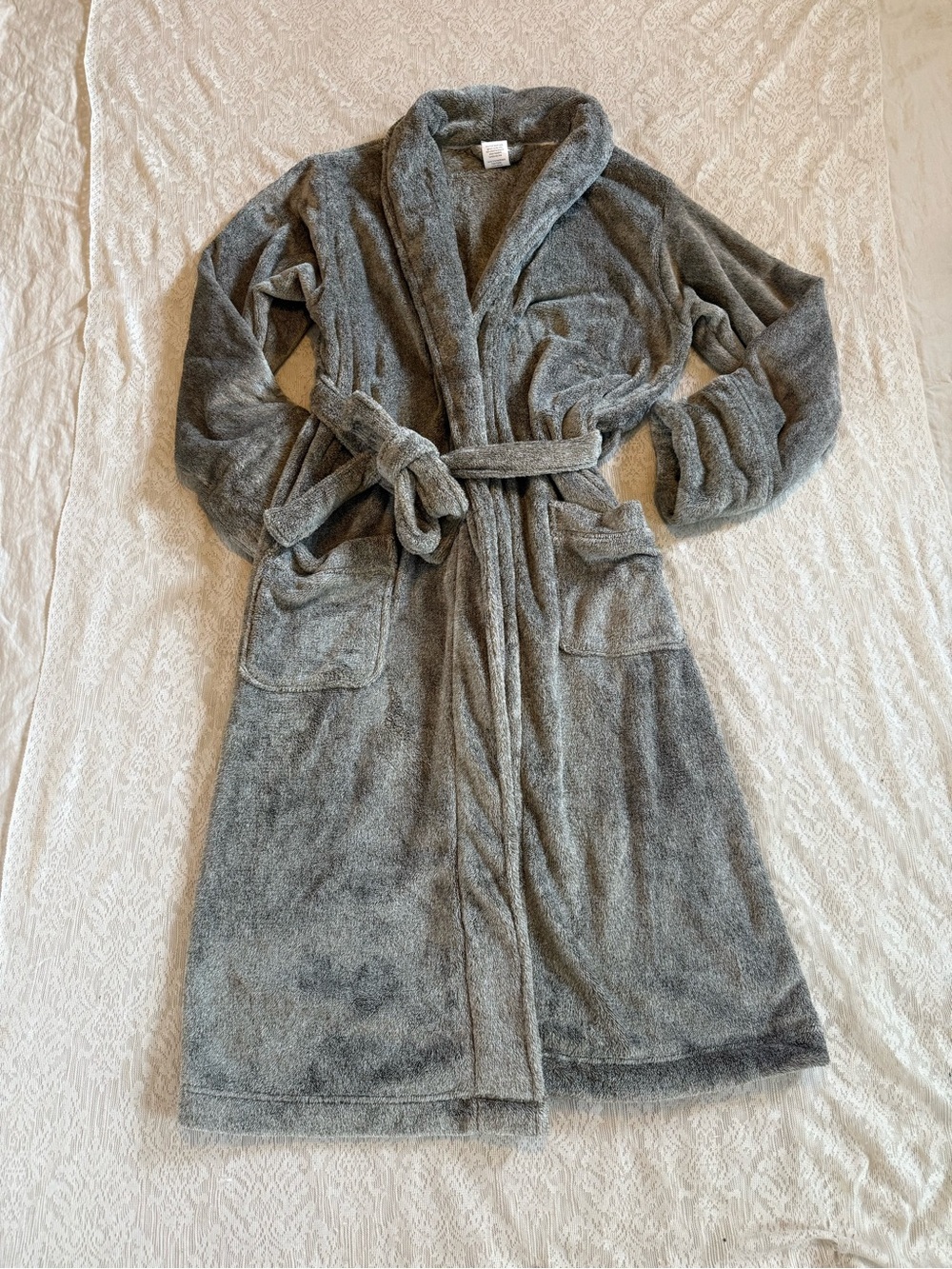 Pottery barn ultra plush beaters robe